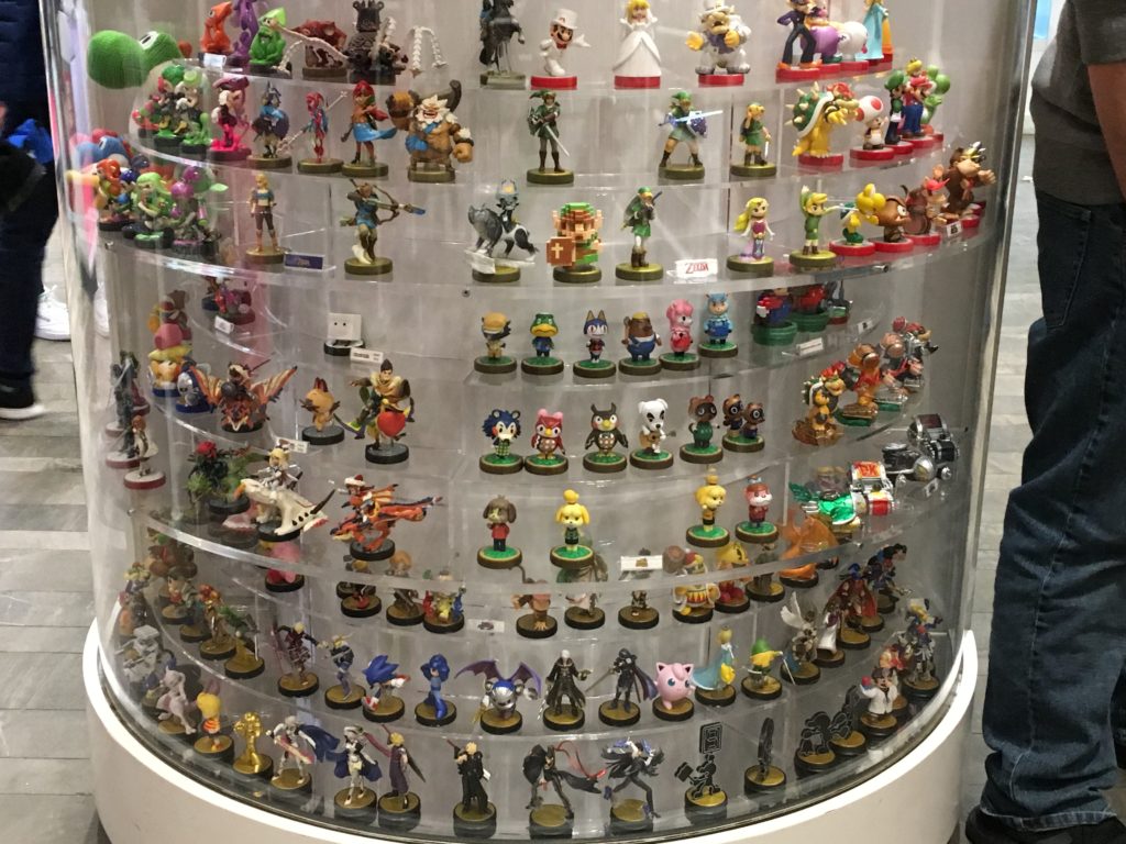 There are a few amiibos in Nintendo store nyc!! Be quick!! : r/amiibo
